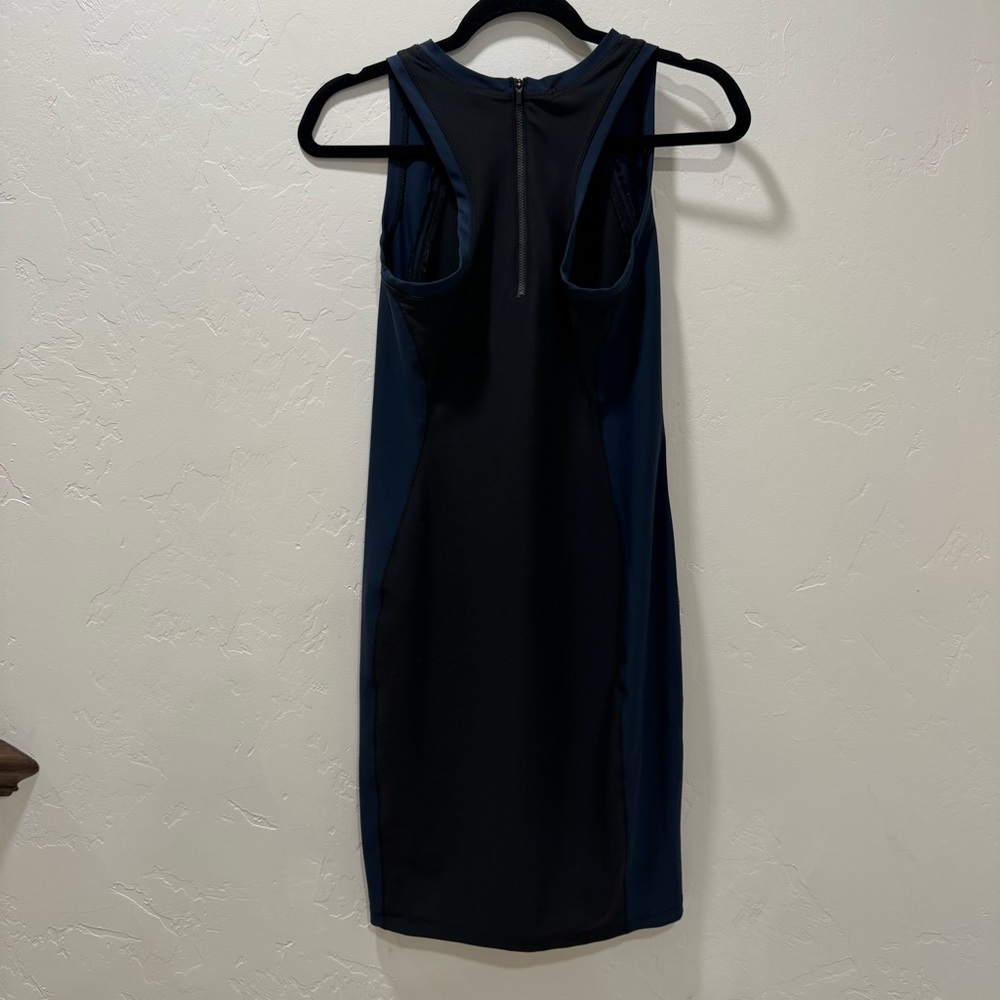 Athleta Stellar En Route Scuba Bodycon Navy Blue & Black Dress Fitted Stretch XS - Picture 5 of 13